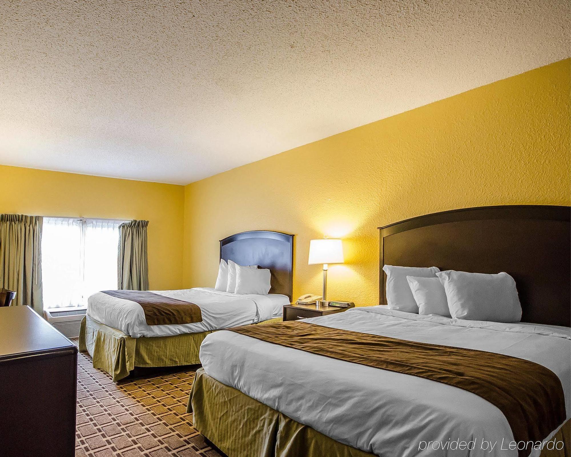 Quality Inn Vincennes Eksteriør billede