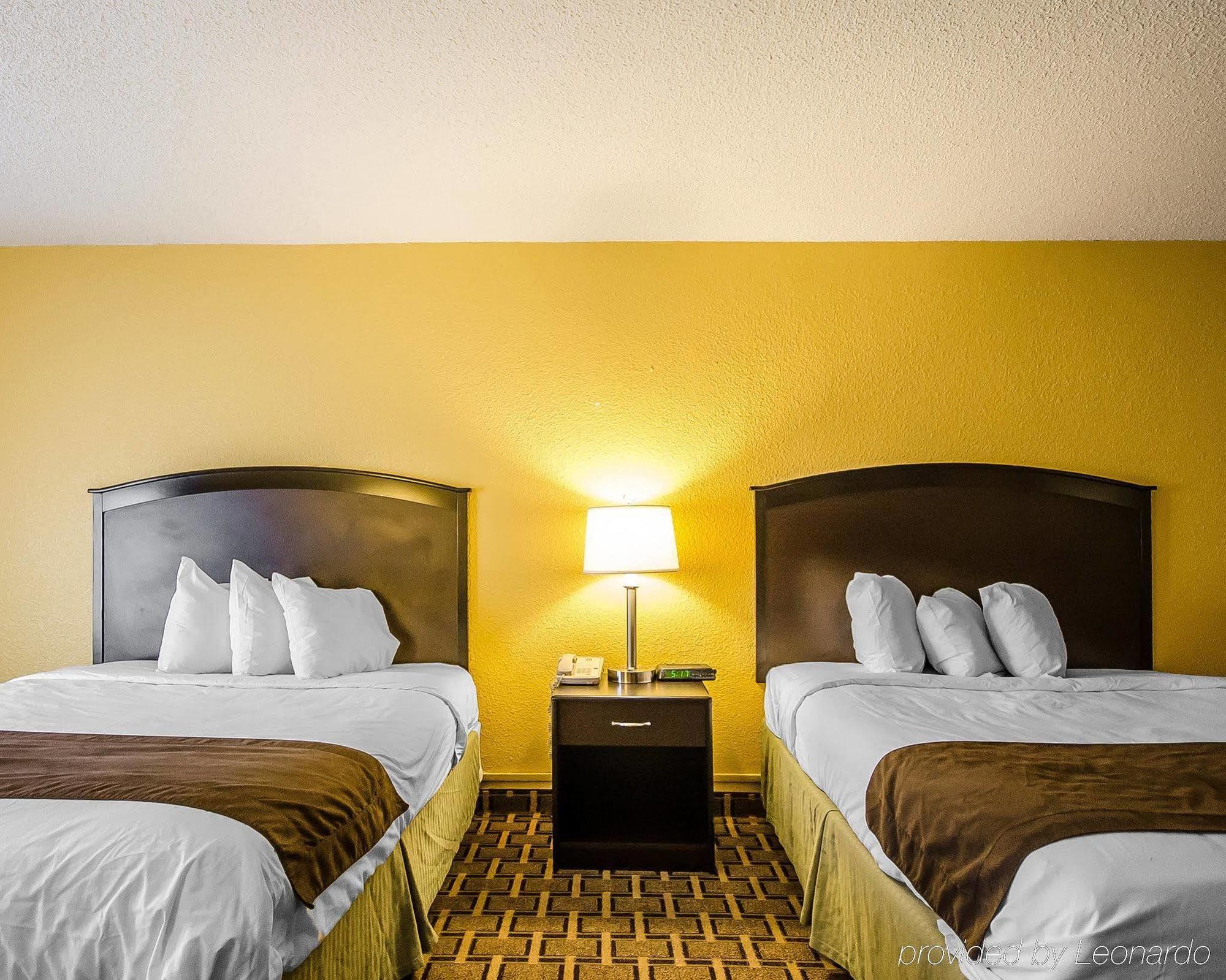 Quality Inn Vincennes Eksteriør billede